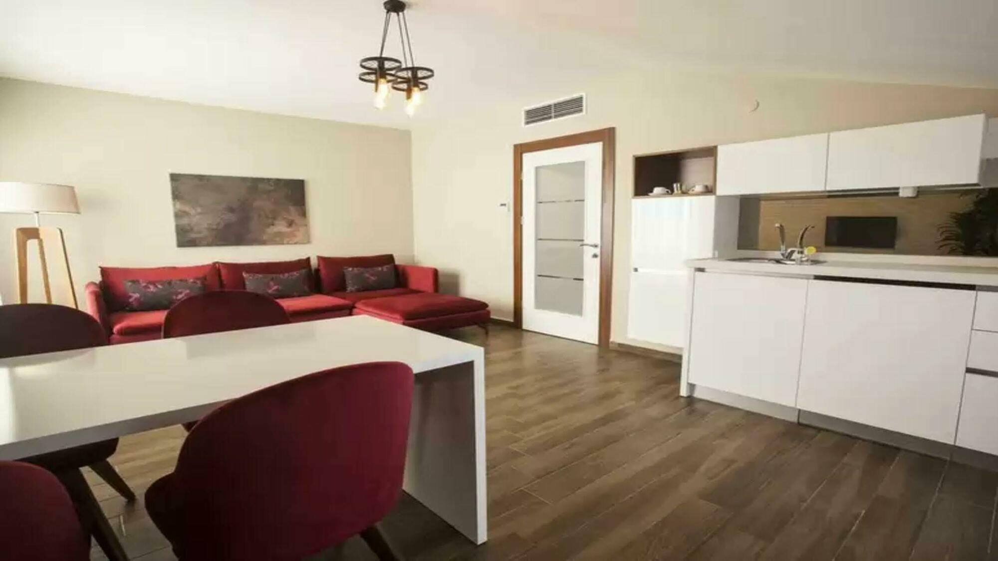 Maxuite Hotel In Home Akçay Exteriör bild