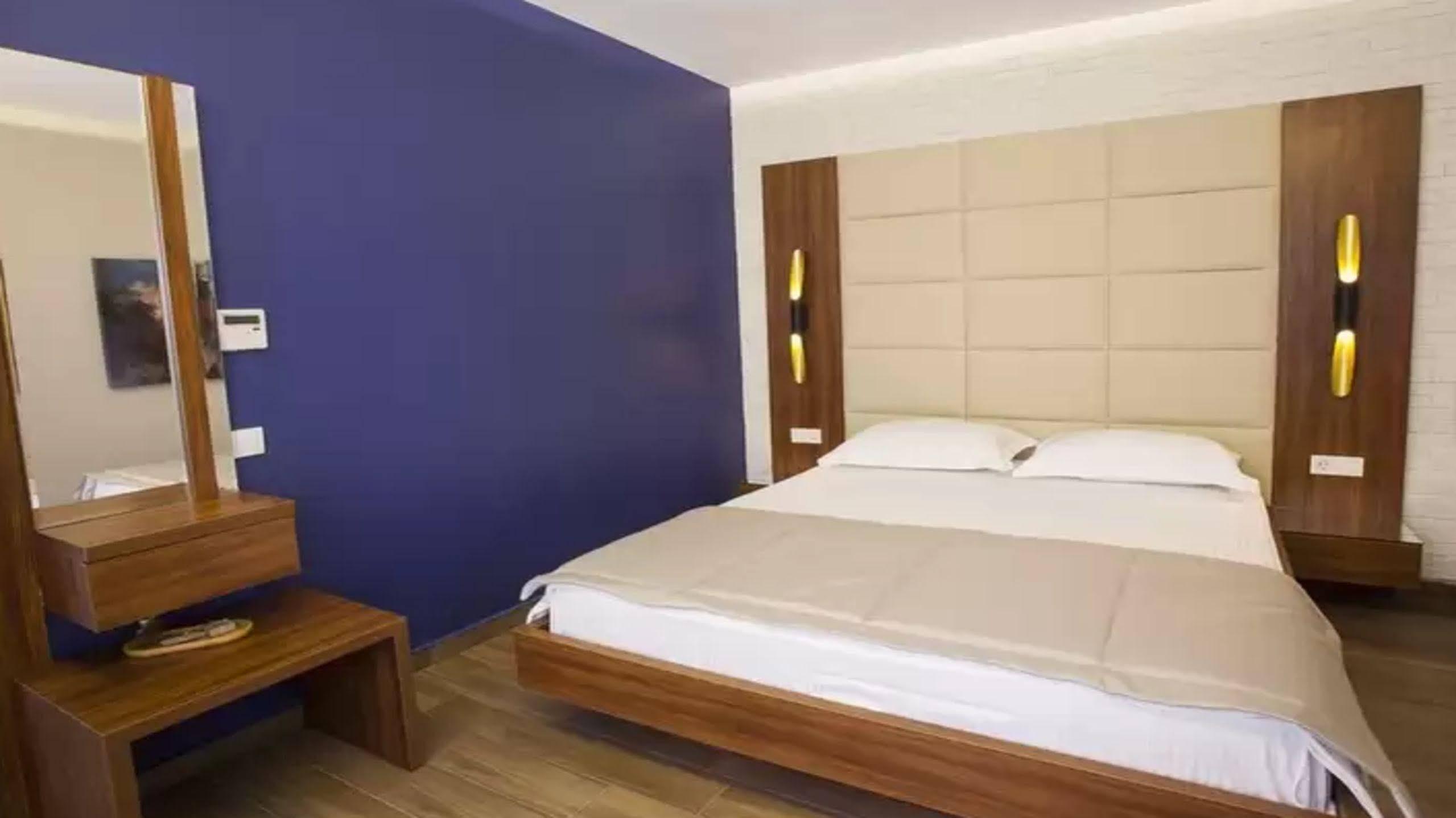 Maxuite Hotel In Home Akçay Exteriör bild